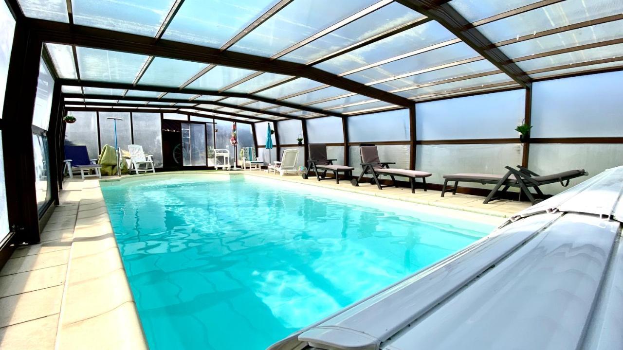 Maison De Charme Piscine Couverte Chauffee Mayrinhac-Lentour Kültér fotó