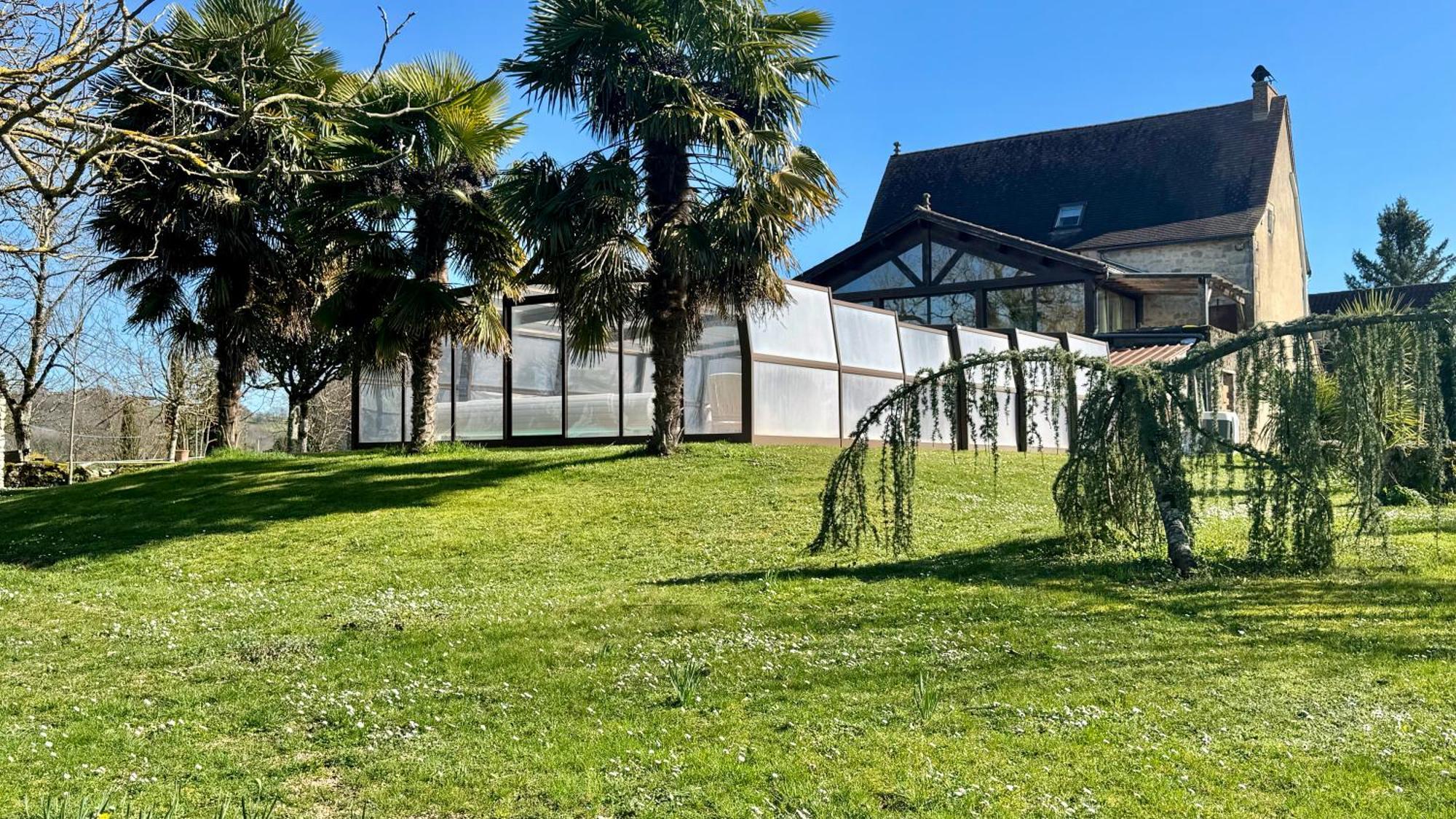 Maison De Charme Piscine Couverte Chauffee Mayrinhac-Lentour Kültér fotó