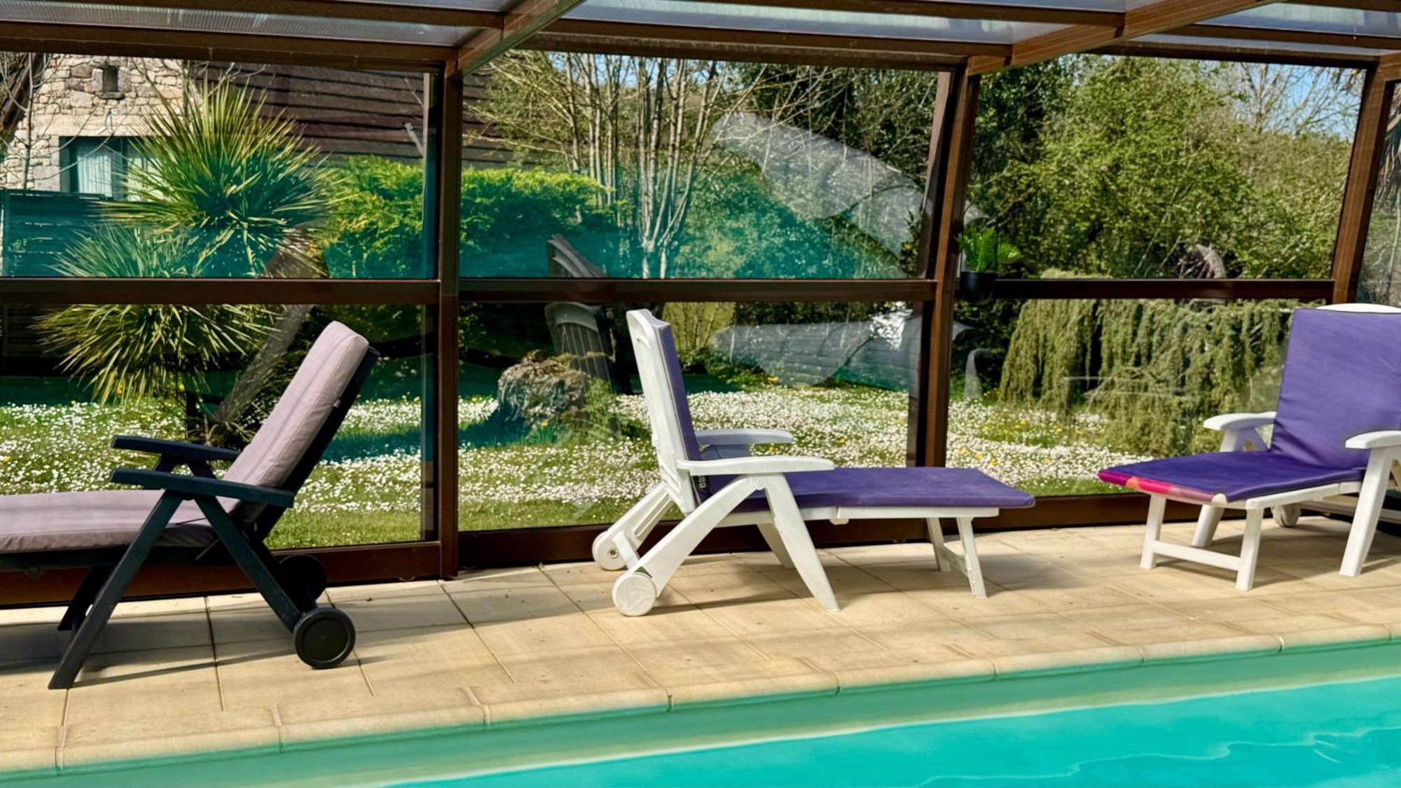 Maison De Charme Piscine Couverte Chauffee Mayrinhac-Lentour Kültér fotó